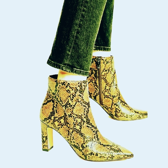 Sexy Bold Steven Steve Madden x Anthro Booties - Picture 6 of 6